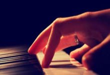 富利证券:上网配资炒股-股票配置显著提升！两大保险巨头齐发半年报